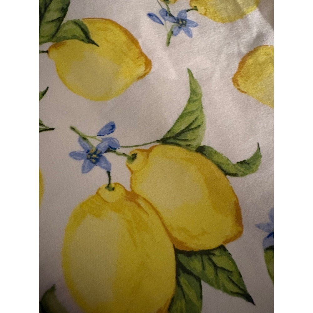 Talbots Lemon Blossom Bermuda Shorts Size 4 Vacation Tropical Print - Picture 2 of 5